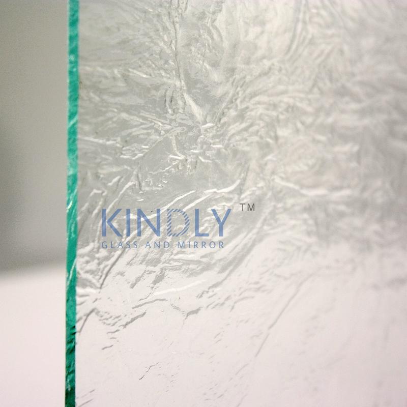 Clear fernlite patterned glass